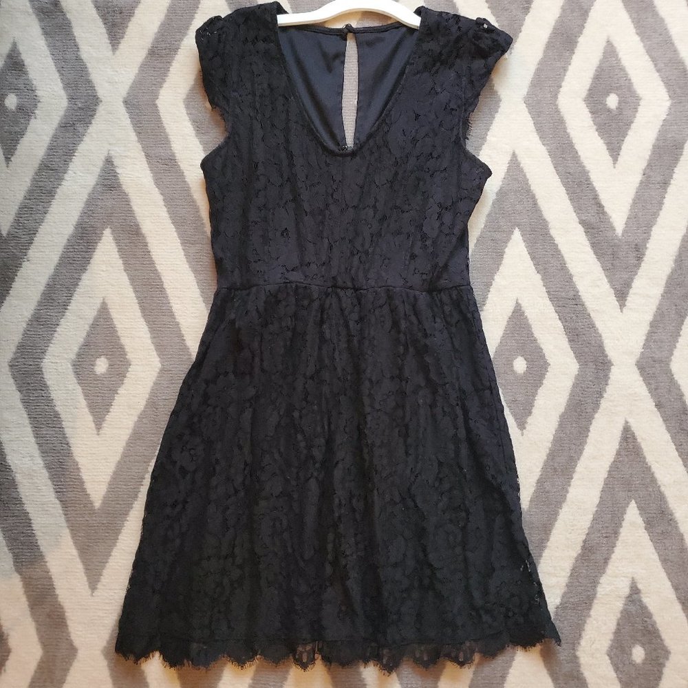 Junior black dress